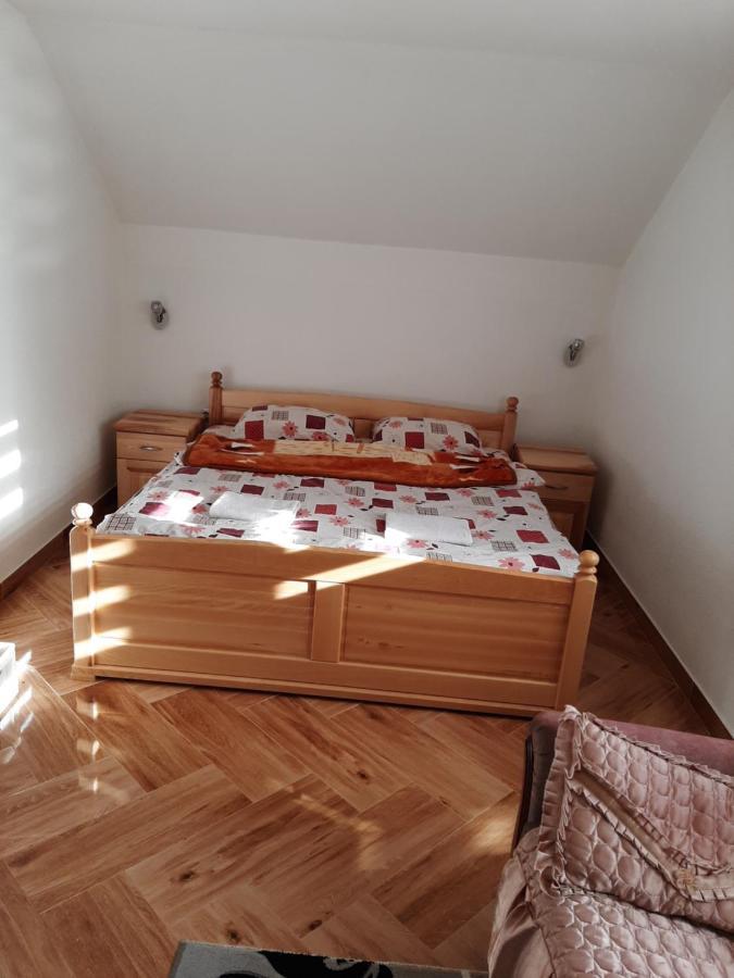 Andrijevica Vuceljic Rooms מראה חיצוני תמונה